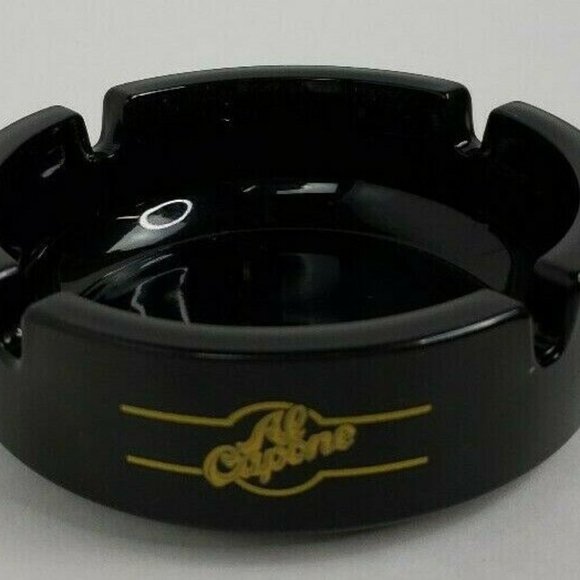 Al Capone No Comment Ashtray Heavy Black Glass - Picture 1 of 4